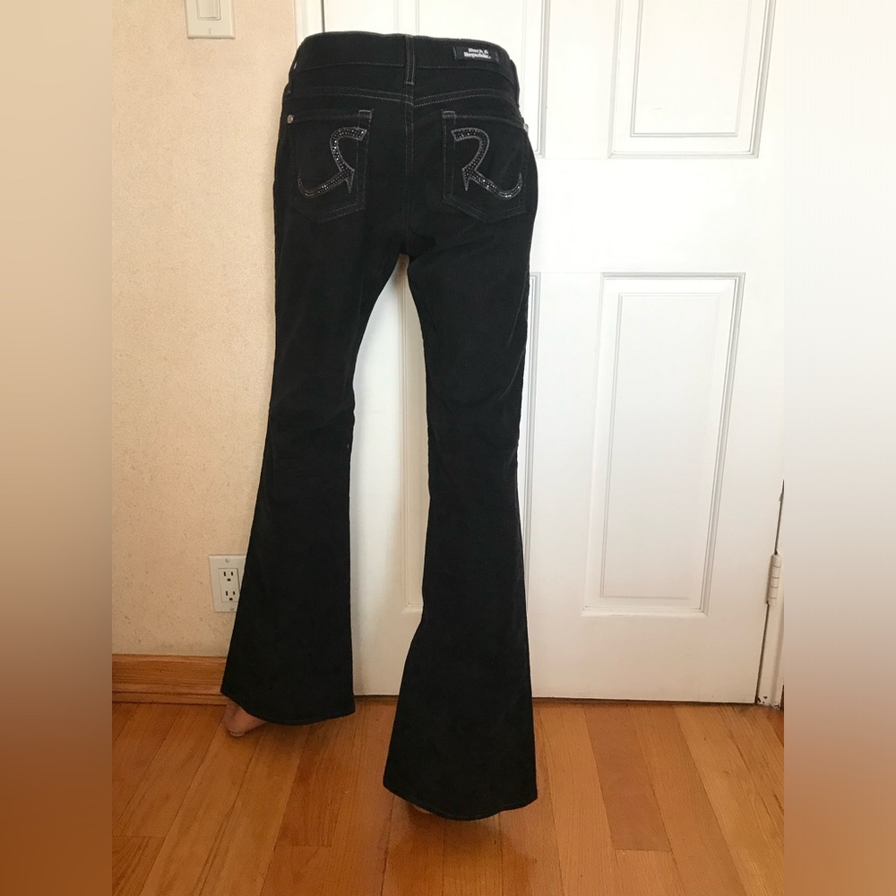 Rock & Republic black corduroy/velvet jeans w/crystal logo on back pockets Sz 29